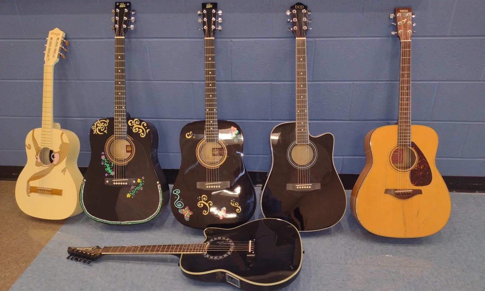  Guitars